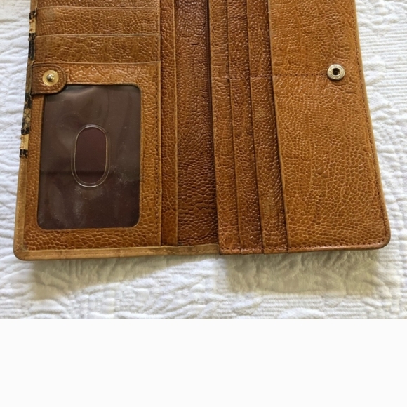 Pre-owned Brahmin hand bag & wallet set. - Picture 6 of 8